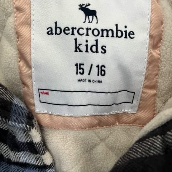 Abercrombie Kids Quilted Flannel Shacket - Picture 4 of 4